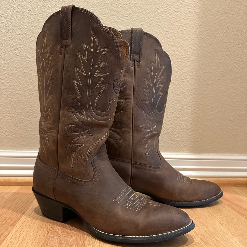 Ariat Heritage R Toe Women’s Cowboy Boots